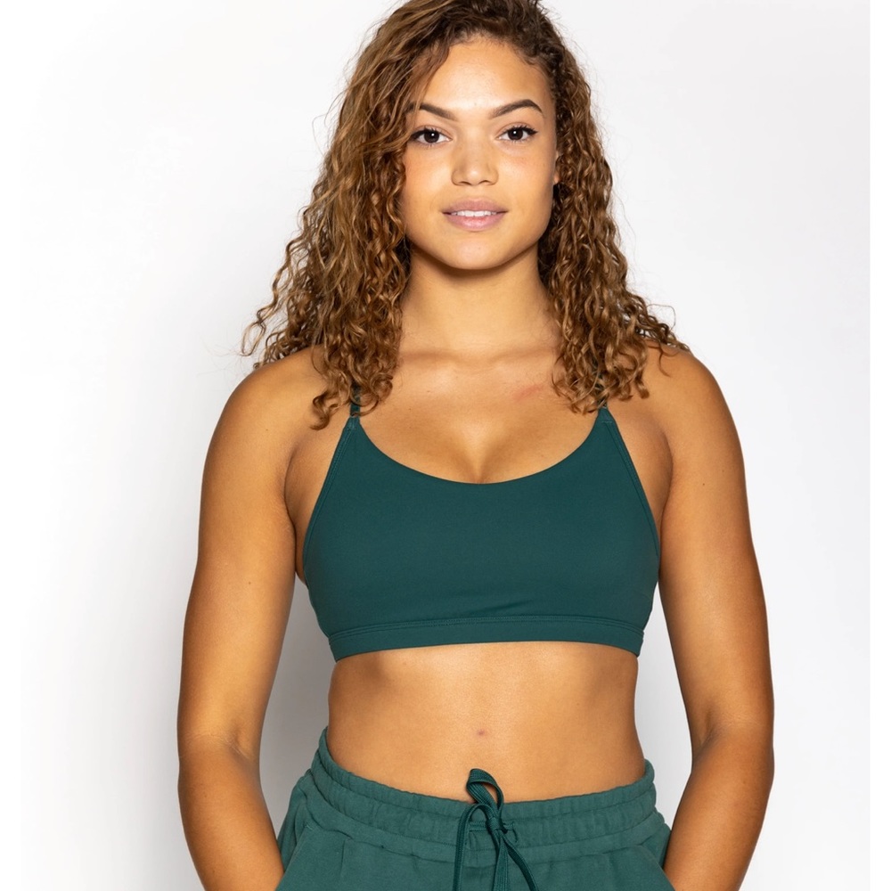 P’tula Jessica sports bra size M color Balsalm